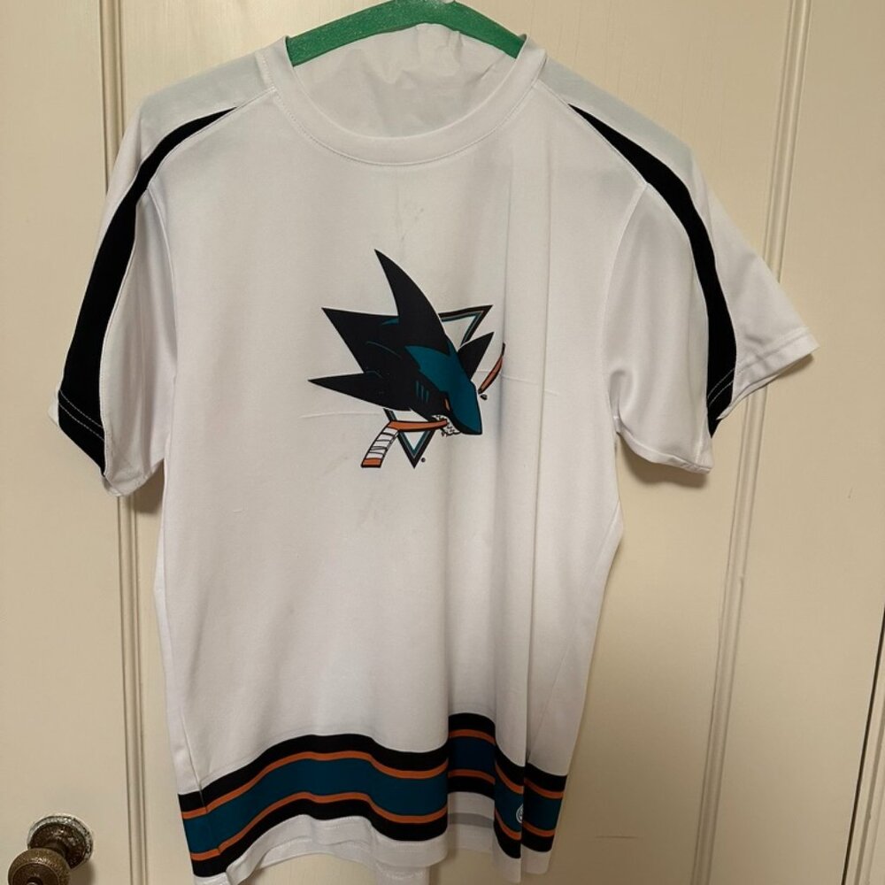 YOUTH Levelwear San Jose Sharks (ice hockey) Jersey - Size XL (14-16)